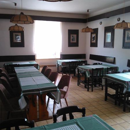 Hotel Hela Pec pod Snezkou Bagian luar foto