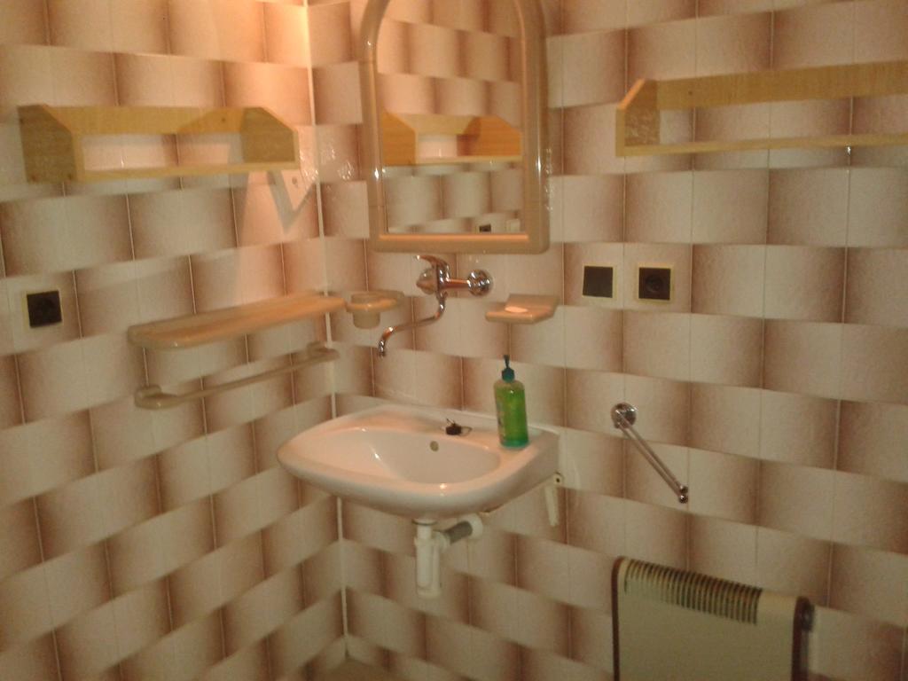 Hotel Hela Pec pod Snezkou Bagian luar foto