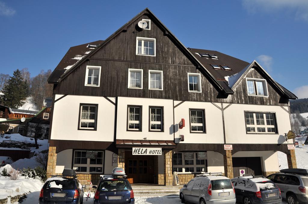Hotel Hela Pec pod Snezkou Bagian luar foto