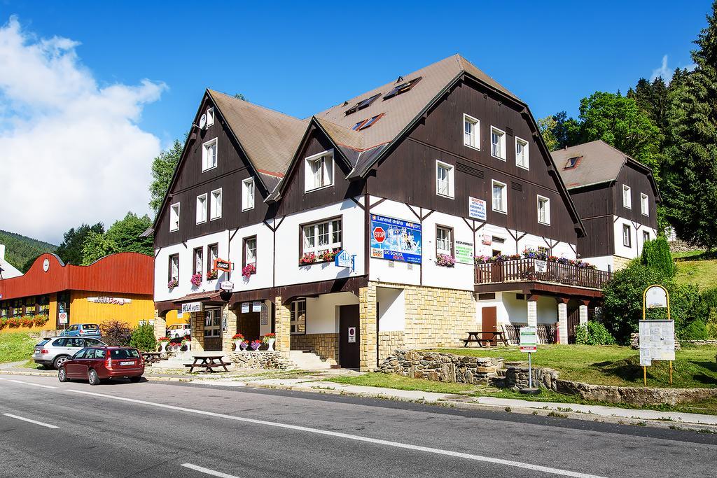 Hotel Hela Pec pod Snezkou Bagian luar foto