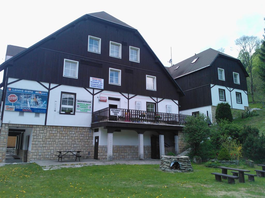Hotel Hela Pec pod Snezkou Bagian luar foto